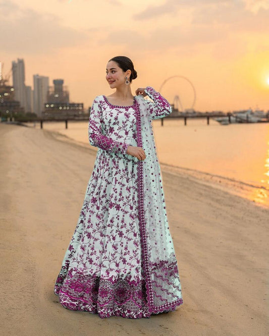 Faiza Saqlain lawn