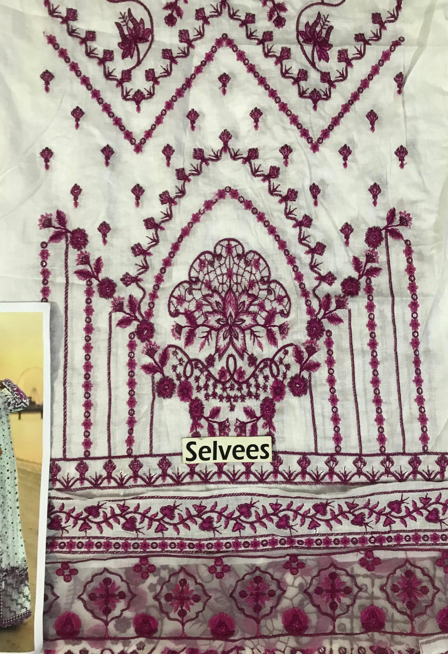 Faiza Saqlain lawn